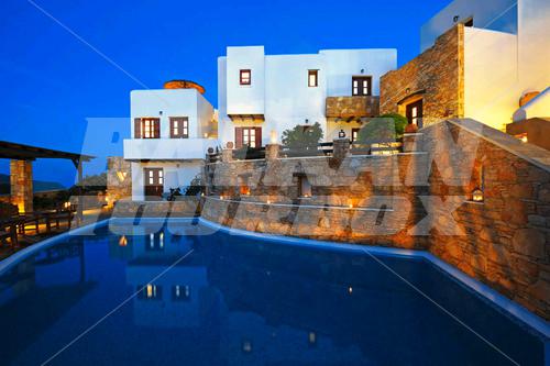 holiday in Kallisti Hotel Folegandros