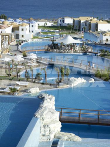 почивка в Mitsis Blue Domes Exclusive Resort and Spa