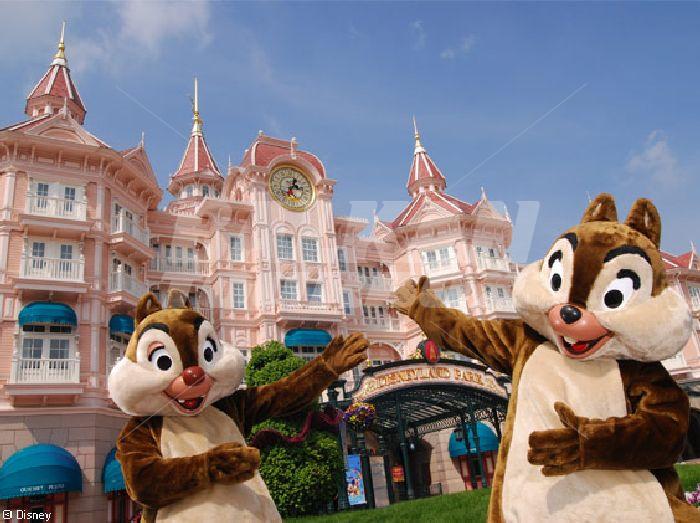 holiday in Disneyland Hotel