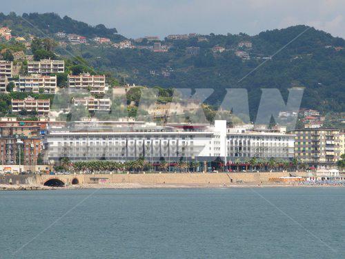 holiday in Grand Hotel Salerno