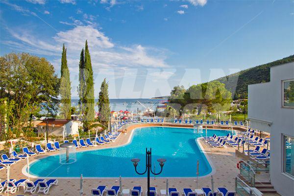 почивка в Mimosa - Maslinica Resort