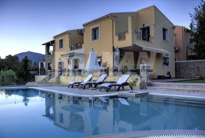 holiday in  Dassia - villa 02, 4 bedrooms