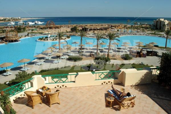 почивка в Tia Heights Makadi Bay