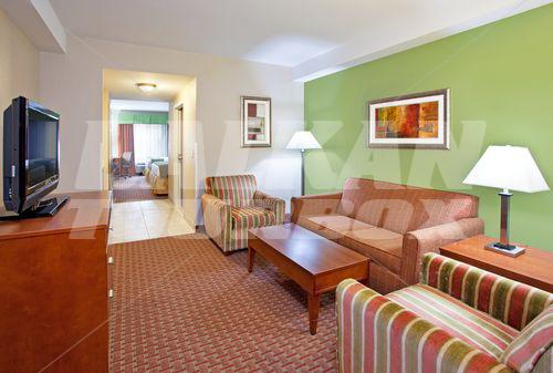 holiday in Holiday Inn Express Hotel & Suites Niagara Falls